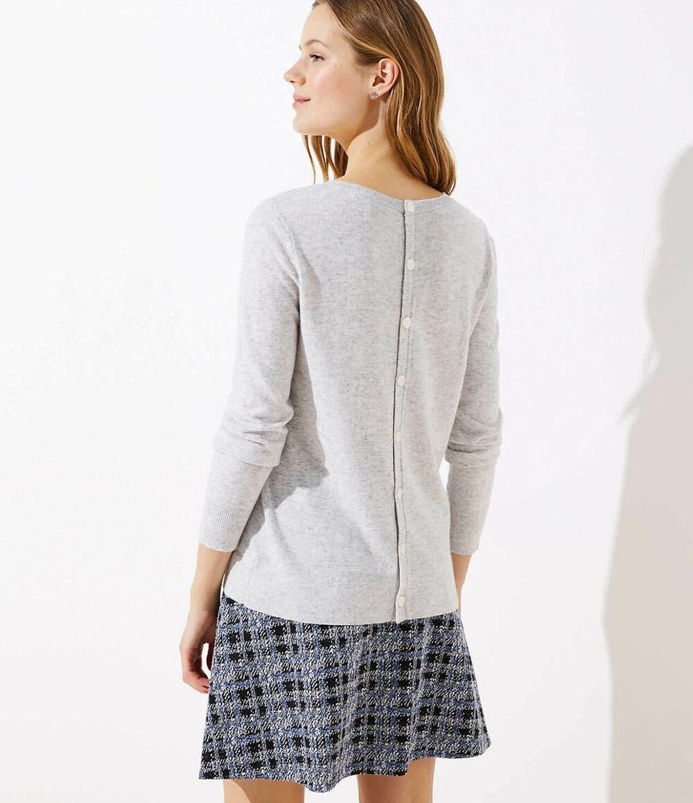 LOFT Wool Blend Heather Grey Button Back Crew Neck Pullover Sweater Medium